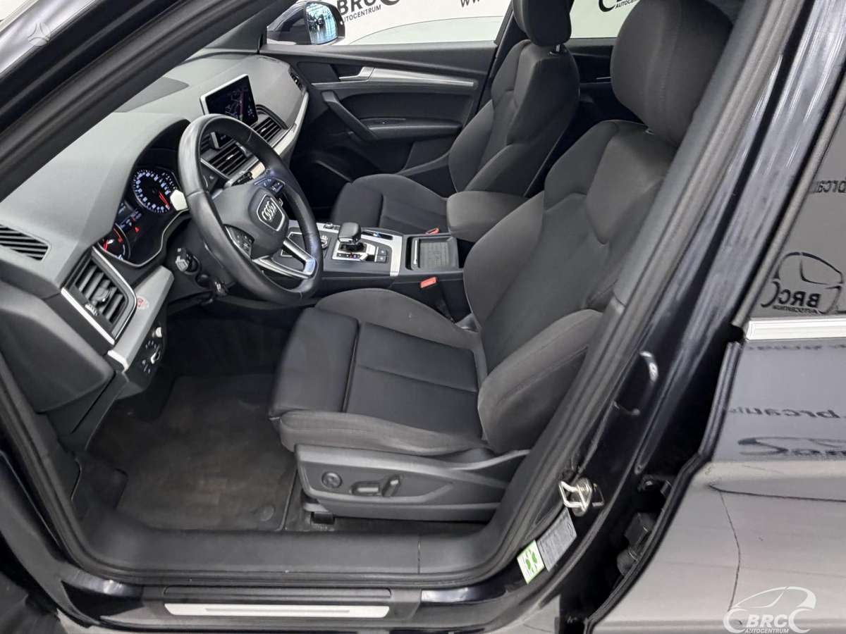 Audi Q5, 2.0 l., Внедорожник / Кроссовер