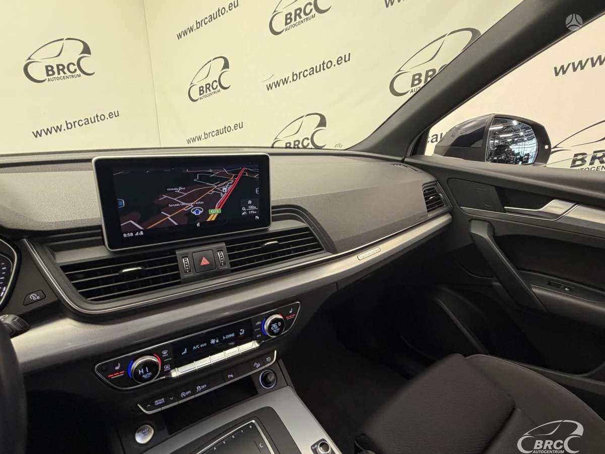 Audi Q5, 2.0 l., Внедорожник / Кроссовер