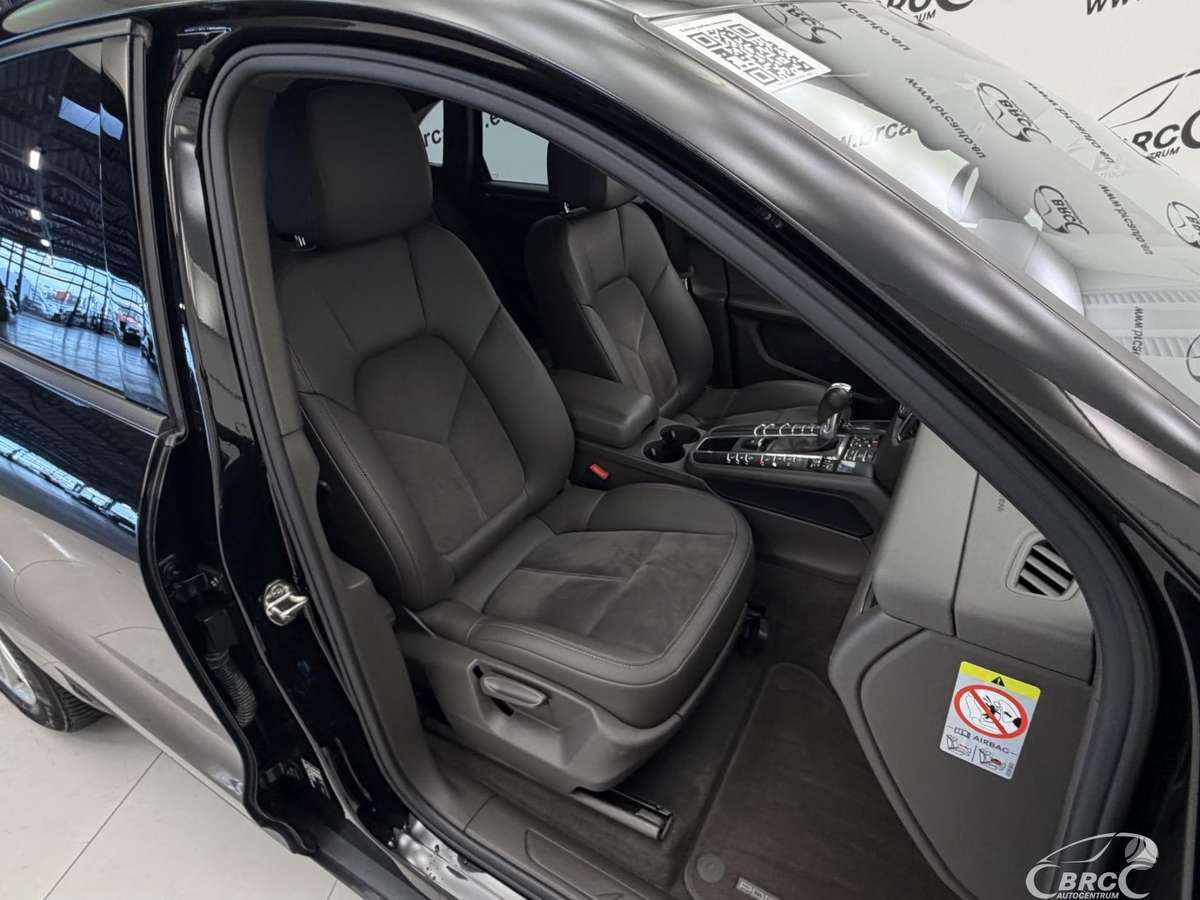Porsche Macan, 2.0 l., Внедорожник / Кроссовер