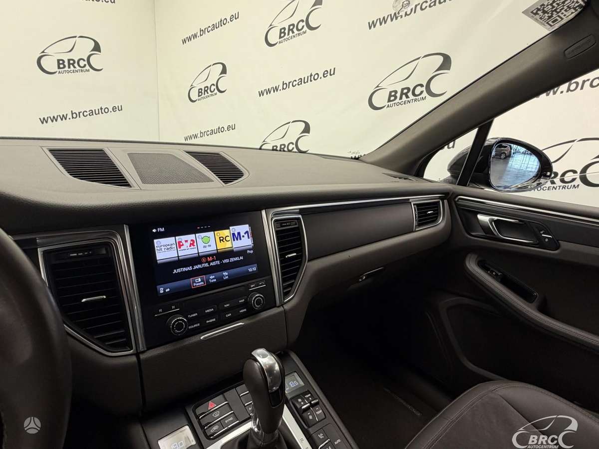 Porsche Macan, 2.0 l., Внедорожник / Кроссовер