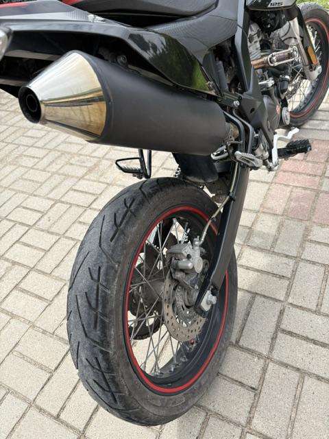 Aprilia SX 125cc, supermoto