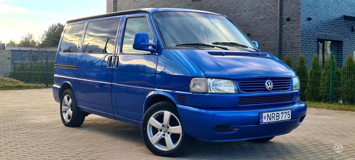 Volkswagen Multivan - 2