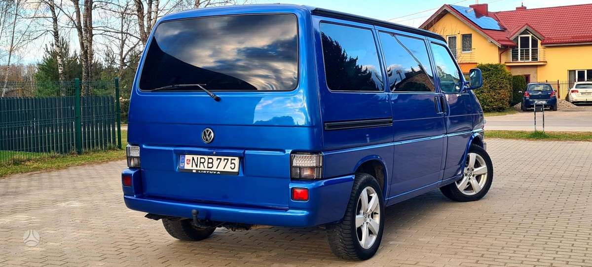 Volkswagen Multivan - 3