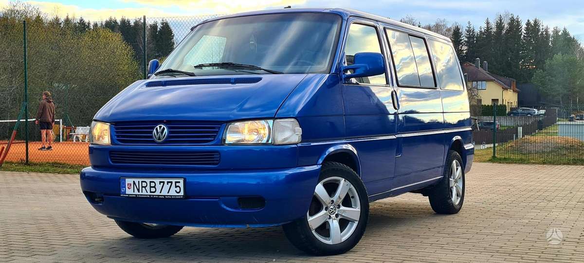 Volkswagen Multivan - 9