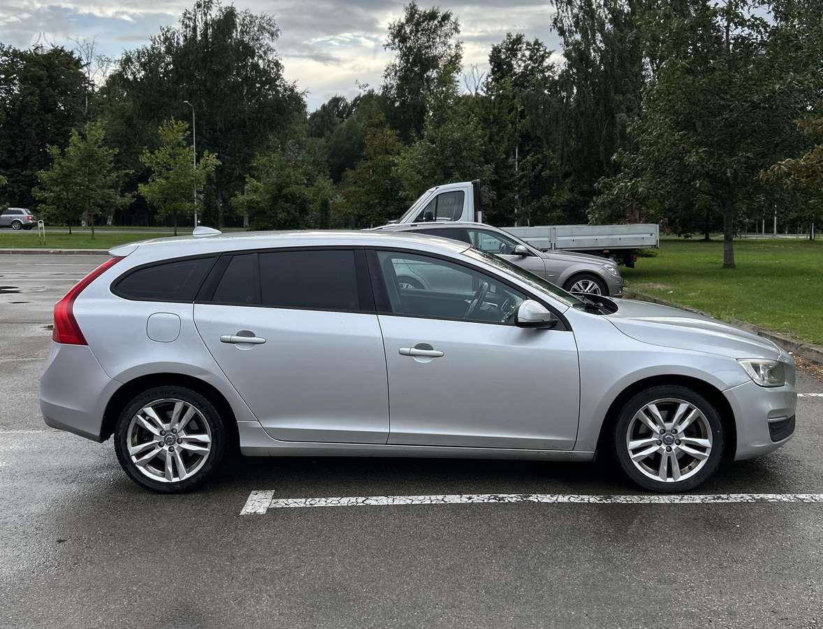 Volvo V60 - 8