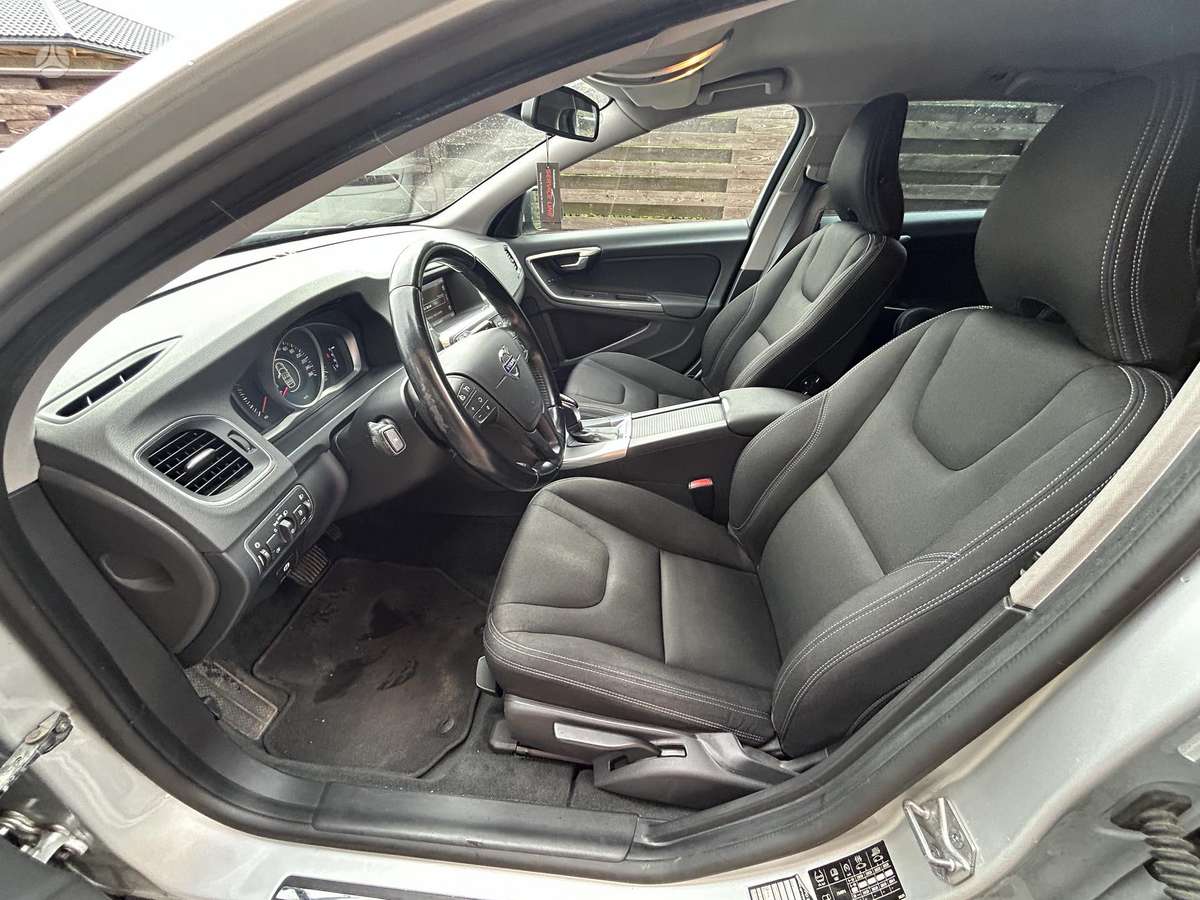 Volvo V60, 2.0 l., wagon