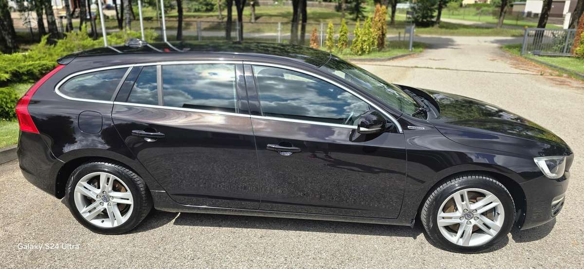 Volvo V60, 2.4 l., Универсал
