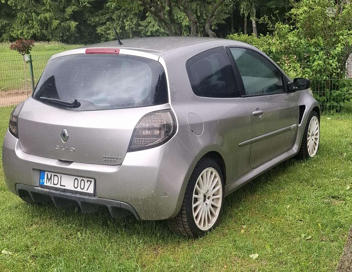 Renault Clio, 2.0 l., hatchback