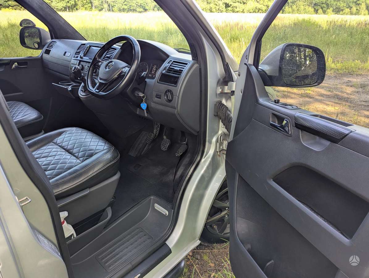 Volkswagen Multivan Markyzes nera