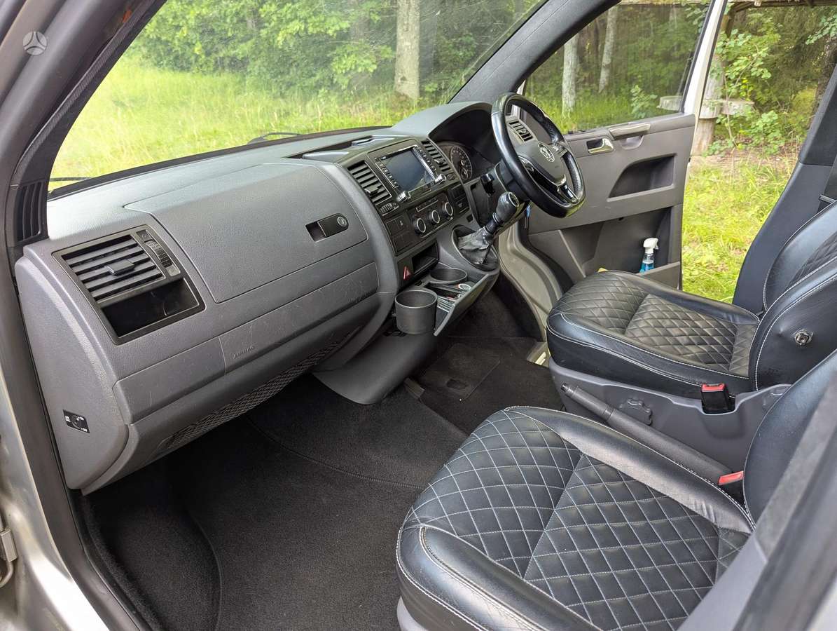 Volkswagen Multivan Markyzes nera