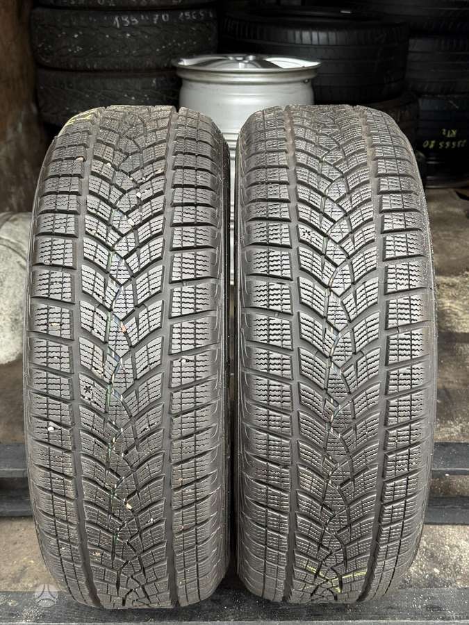 Goodyear ULTRA GRIP PERFORMANCE+ SUV, всесезонные 215/60 R17