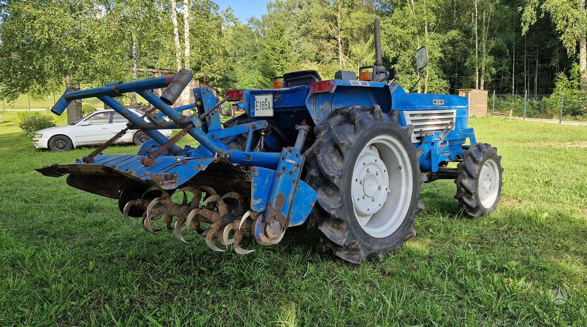 Iseki TL 2301, tractors