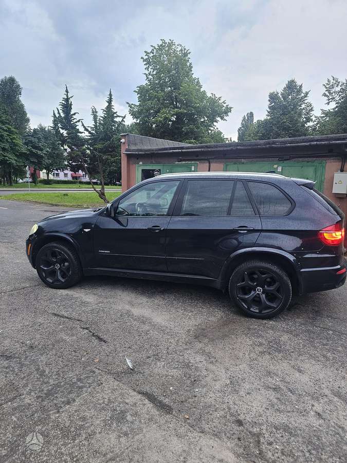 BMW X5, 4.4 l., Внедорожник / Кроссовер
