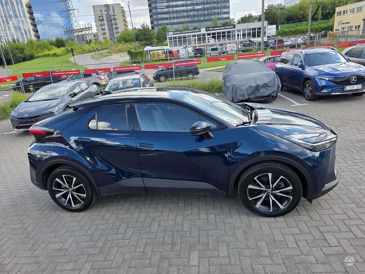 Toyota C-HR - 3
