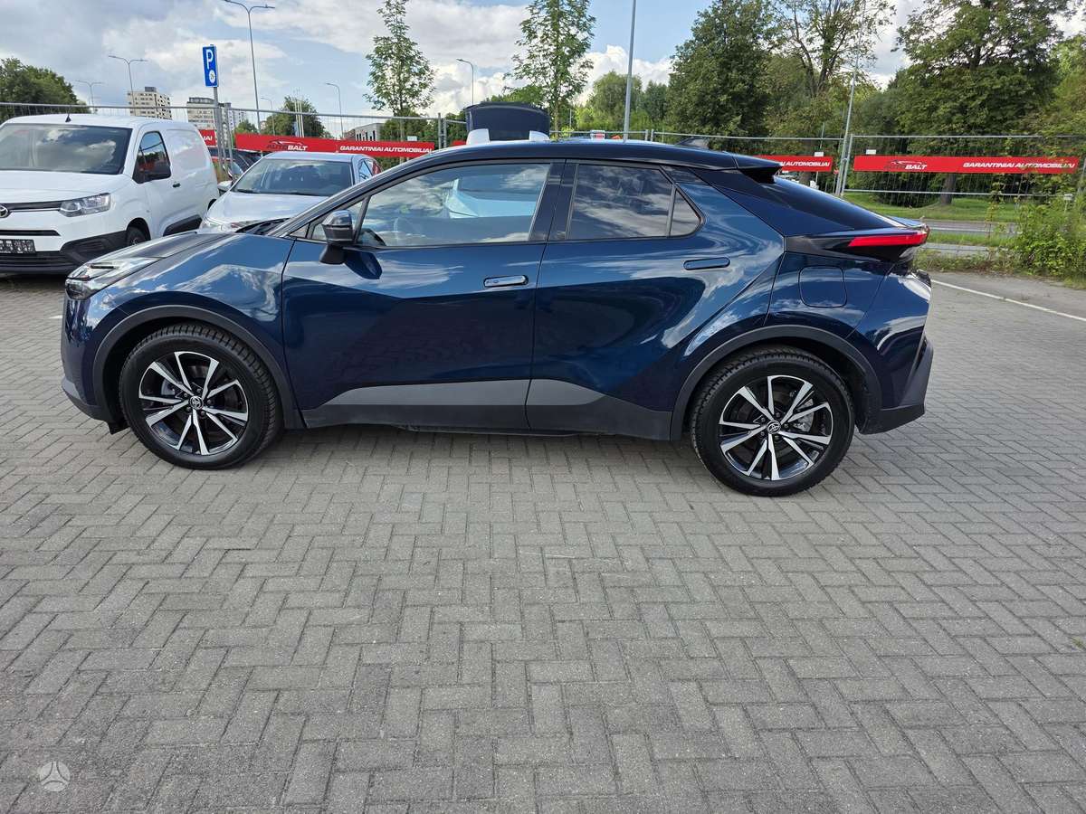 Toyota C-HR - 6