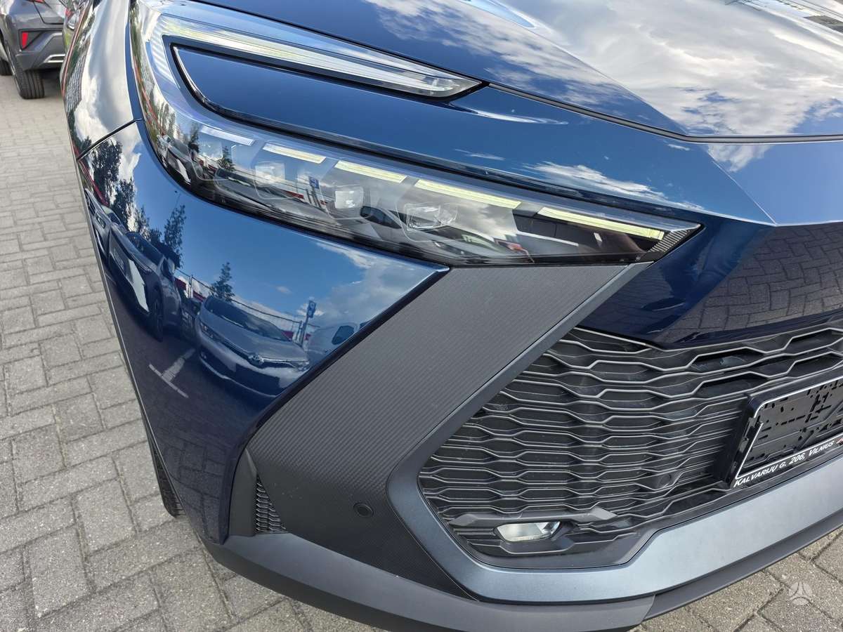 Toyota C-HR - 12