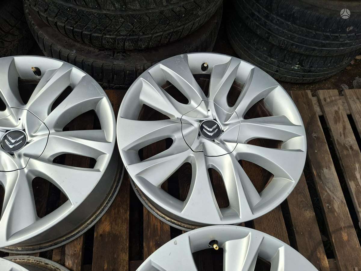 Citroen 7,5j ET27, легкосплавные , R17