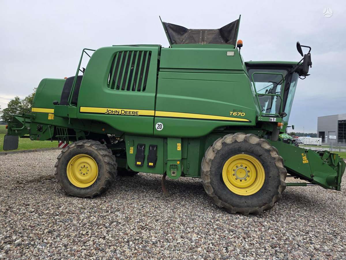 John Deere T670, комбайны