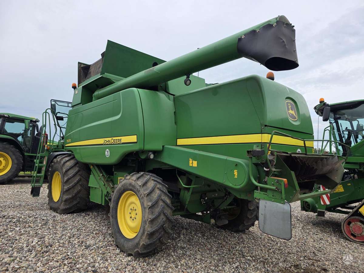 John Deere T670, комбайны