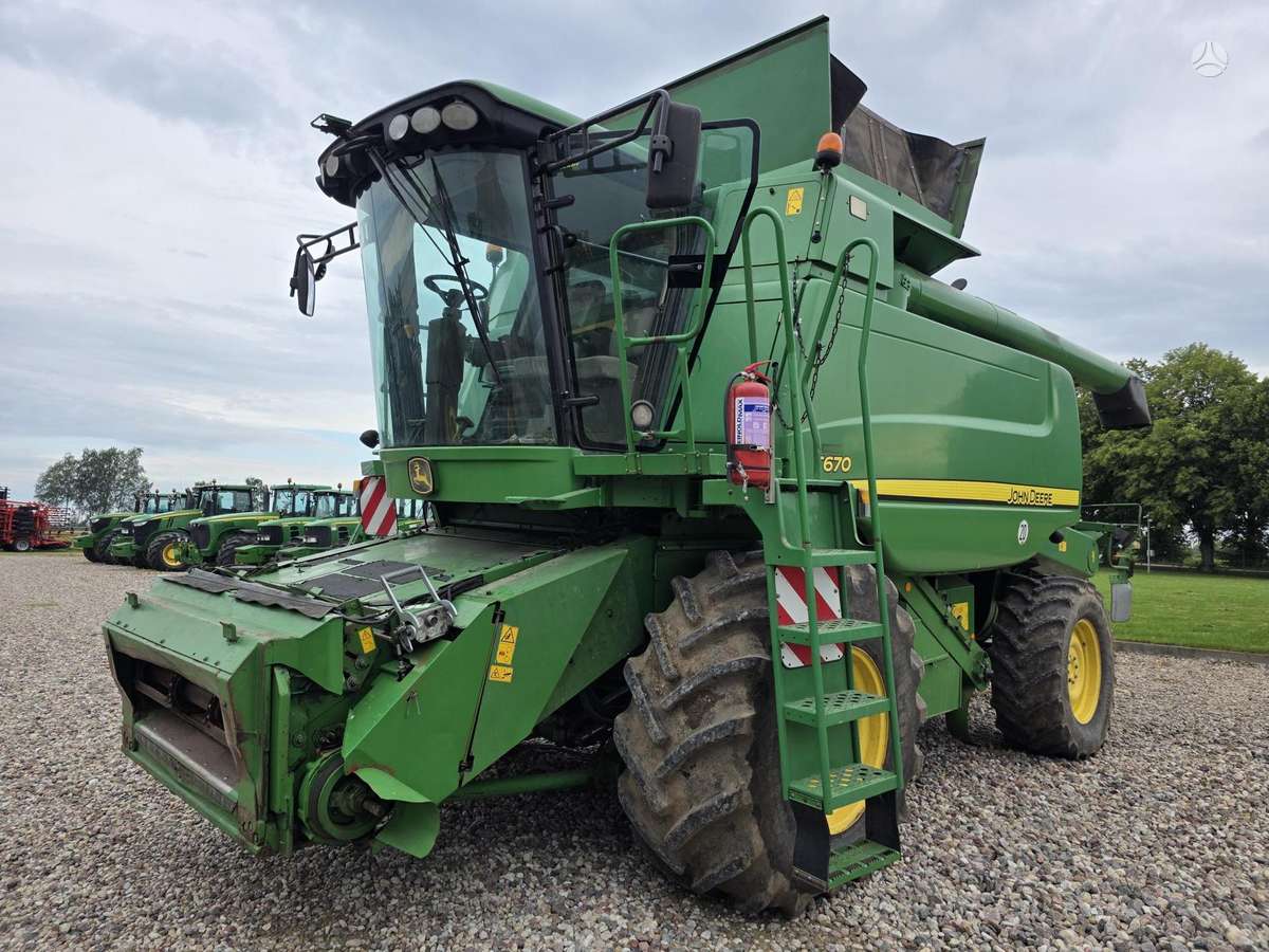 John Deere T670, комбайны