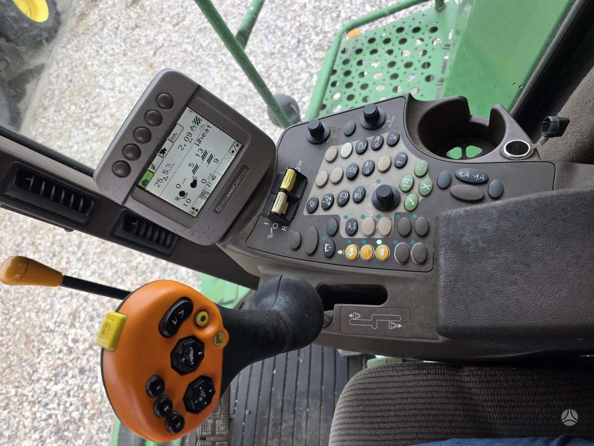 John Deere T670, комбайны
