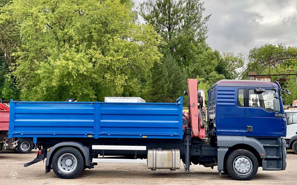 MAN TGA, dumpers with crane