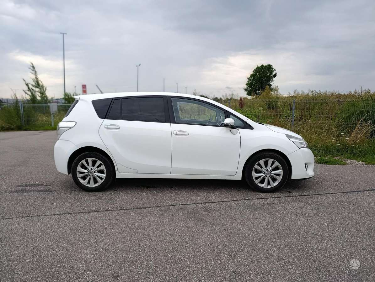 Toyota Verso - 6