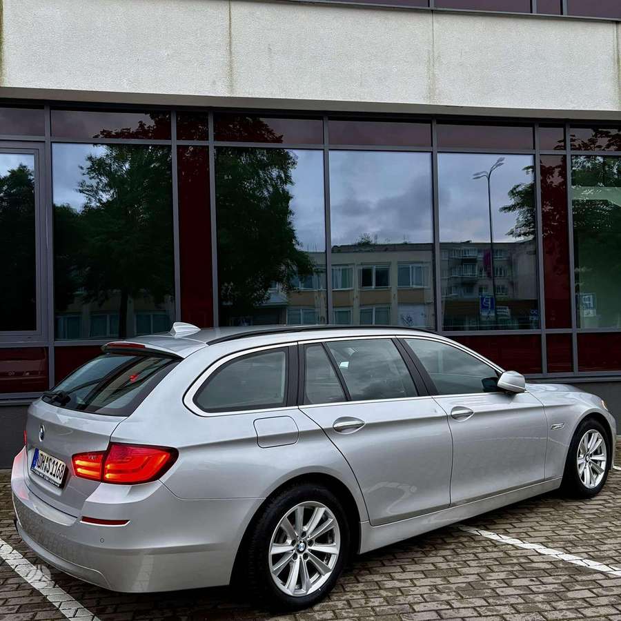 BMW 520, 2.0 l., Универсал