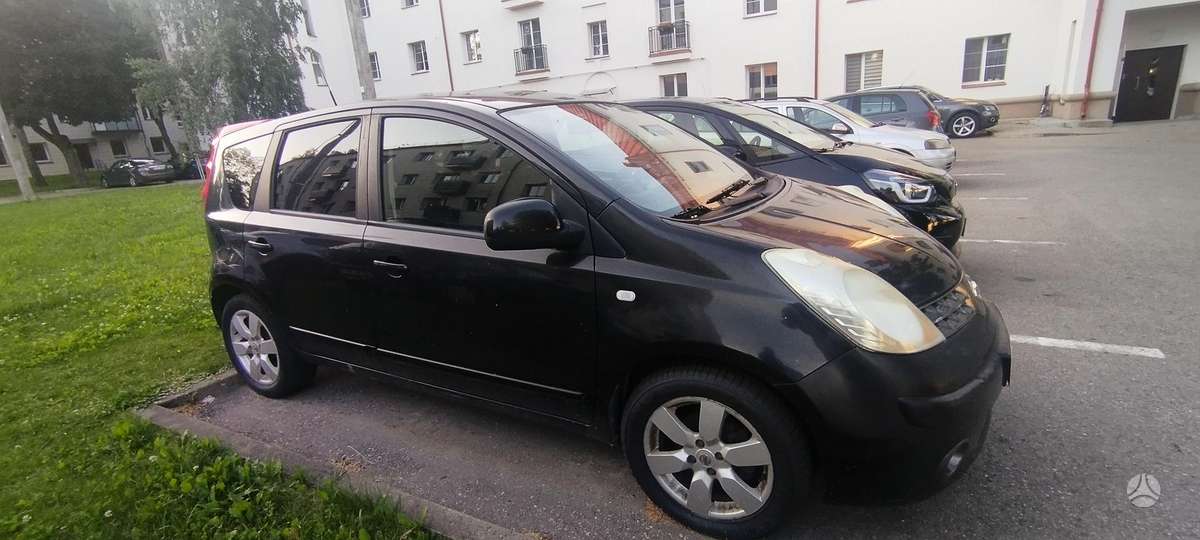 Nissan Note, 1.5 l., Хэтчбек