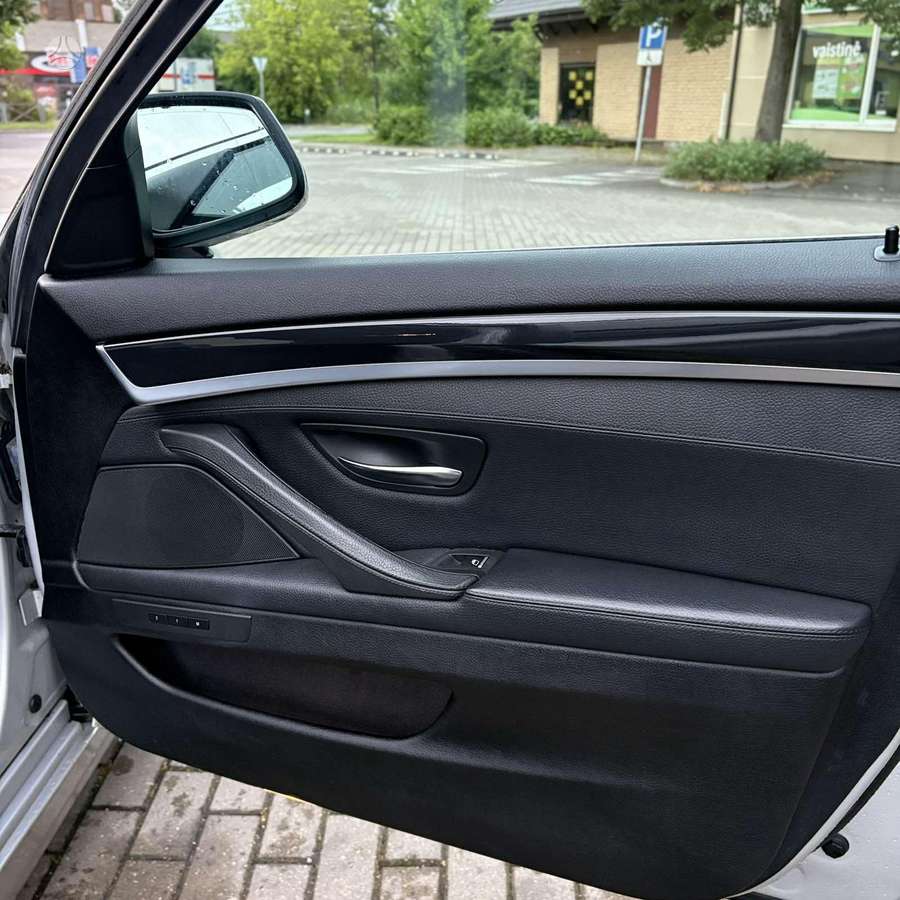BMW 520, 2.0 l., Универсал
