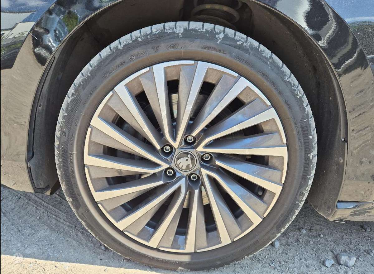 Skoda Superb, 2.0 l., Универсал