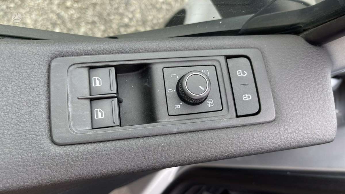 Volkswagen Multivan, 2.0 l., Минивэн