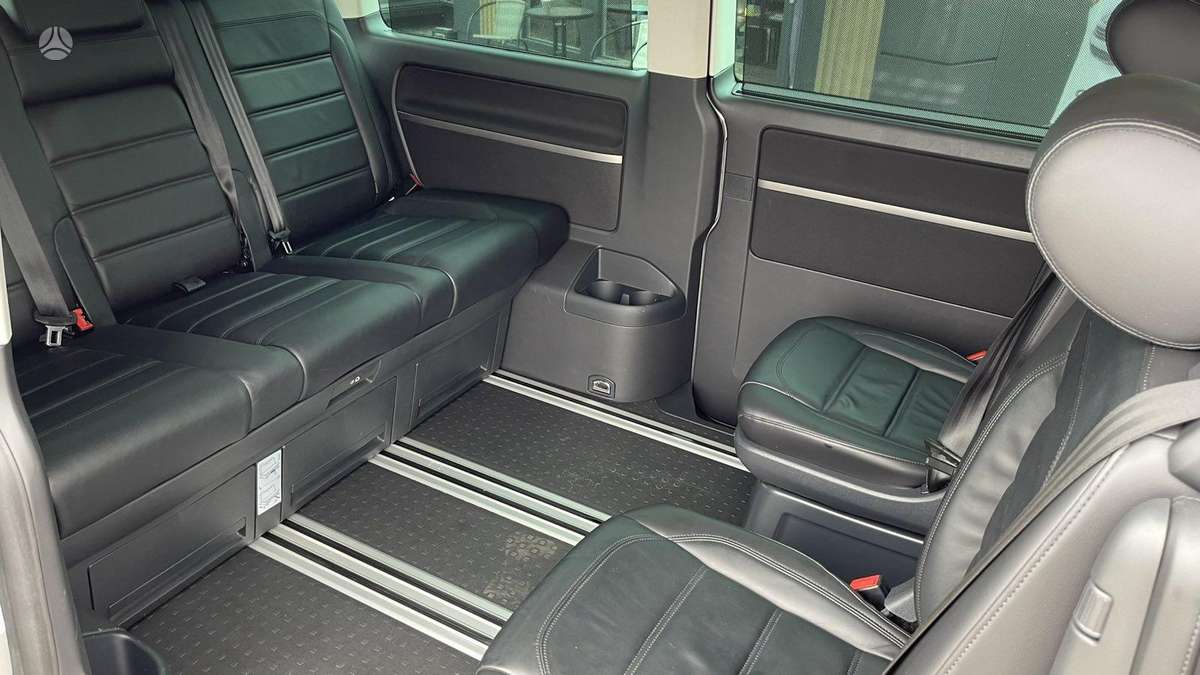 Volkswagen Multivan, 2.0 l., Минивэн