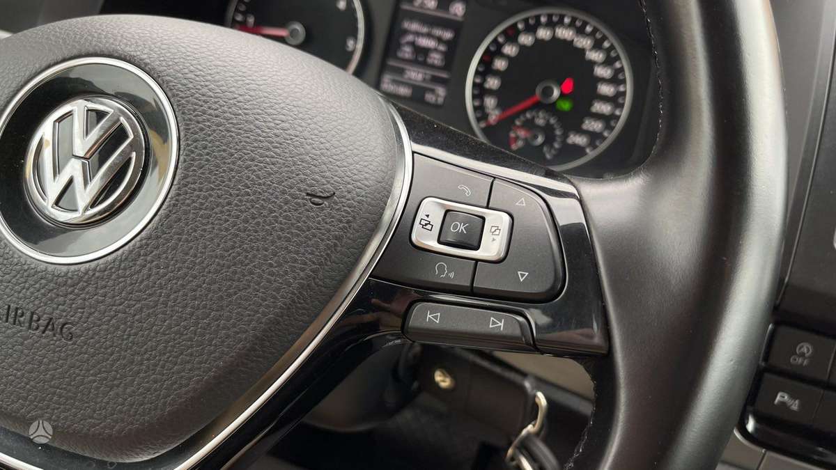 Volkswagen Multivan, 2.0 l., Минивэн