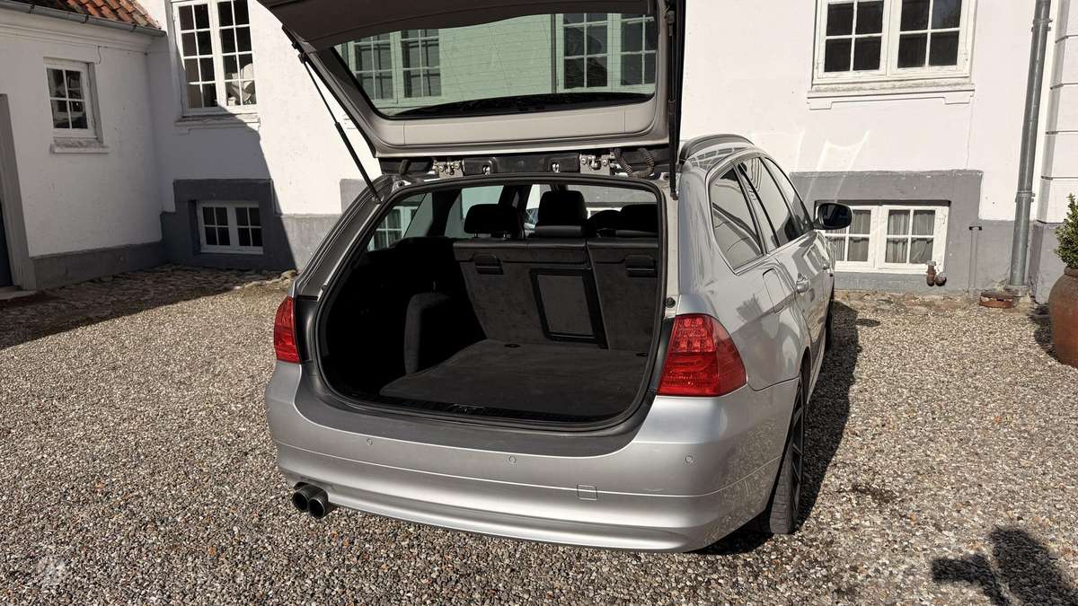 BMW 325, 3.0 l., universalas