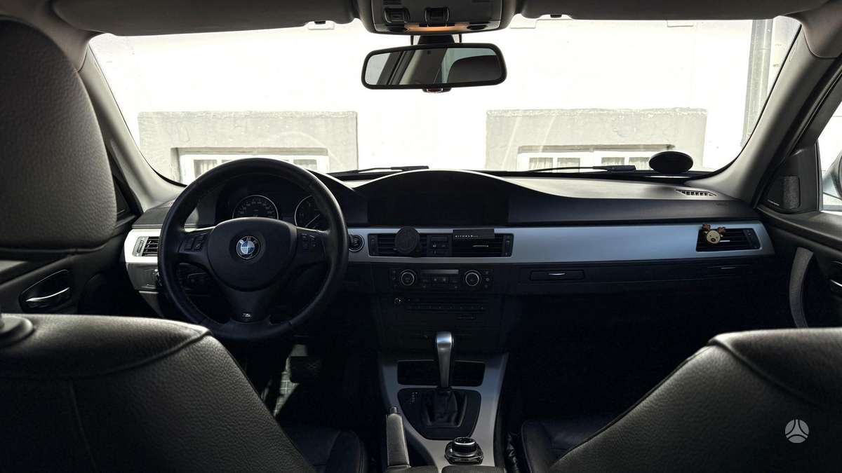 BMW 325, 3.0 l., wagon