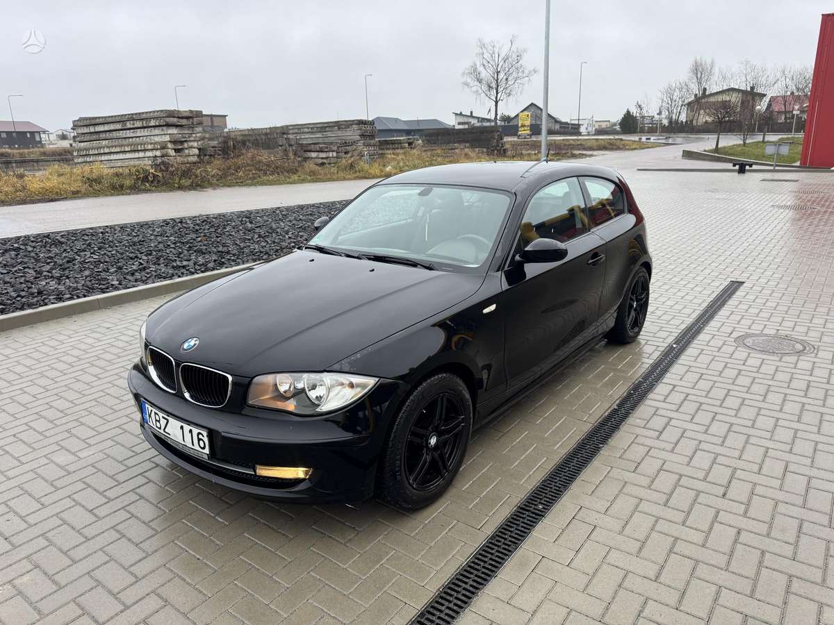 BMW 120, 2.0 l., hatchback