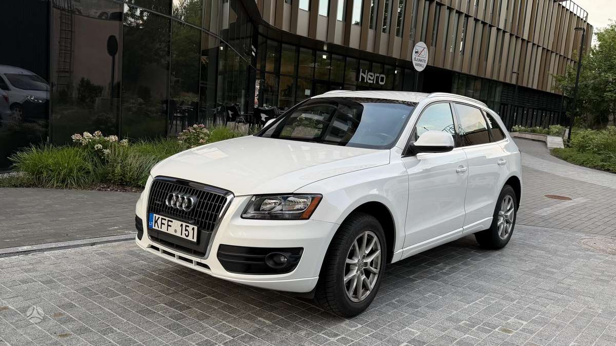 Audi Q5, 2.0 l., Внедорожник / Кроссовер