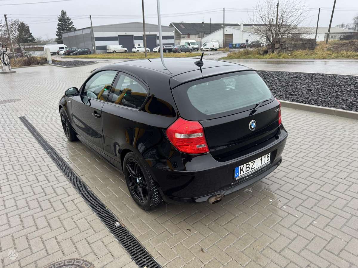 BMW 120, 2.0 l., Хэтчбек