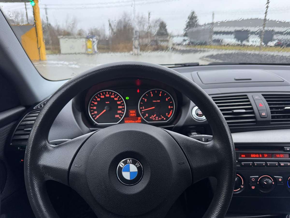 BMW 120, 2.0 l., hatchback