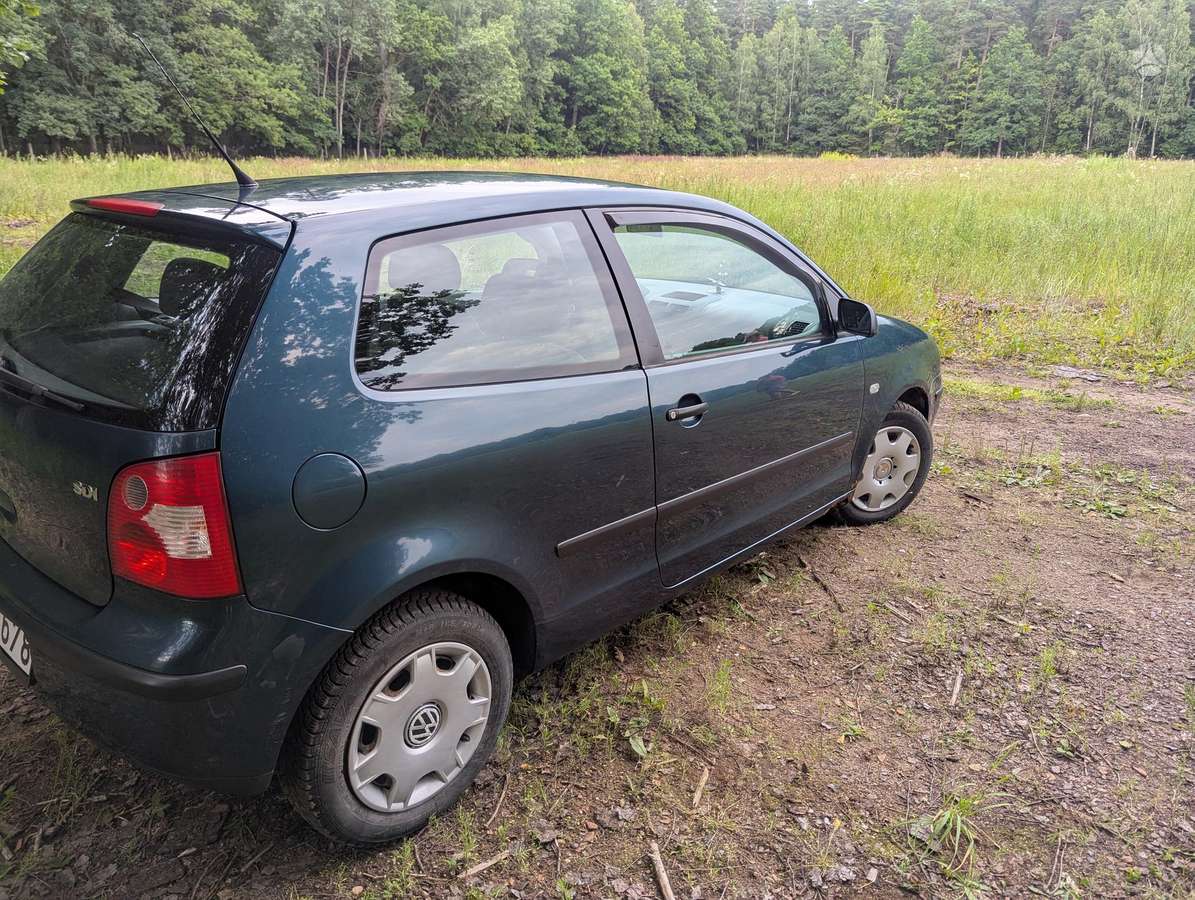Volkswagen Polo - 2