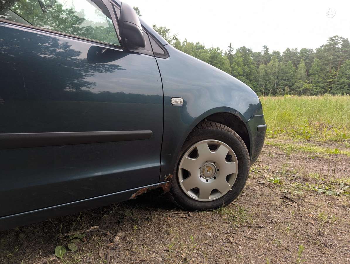 Volkswagen Polo - 9