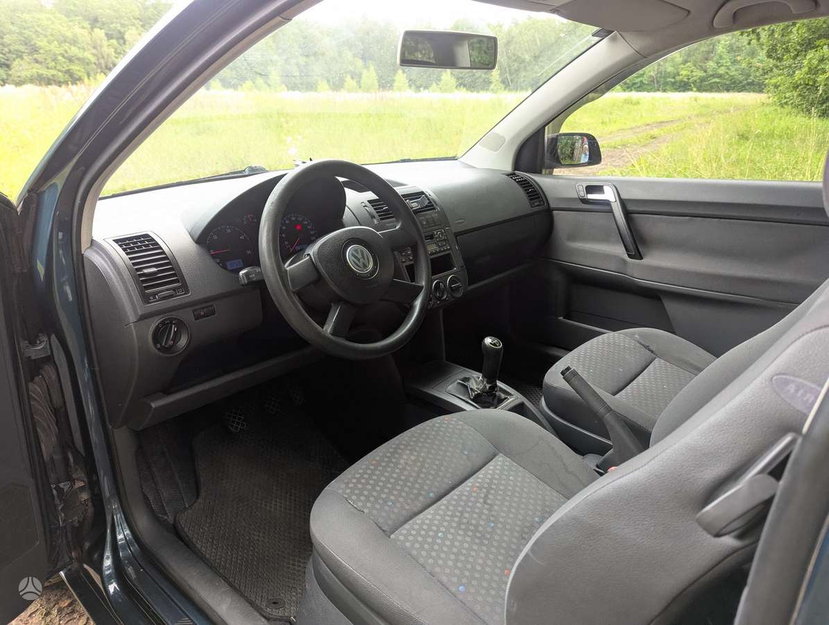 Volkswagen Polo - 12