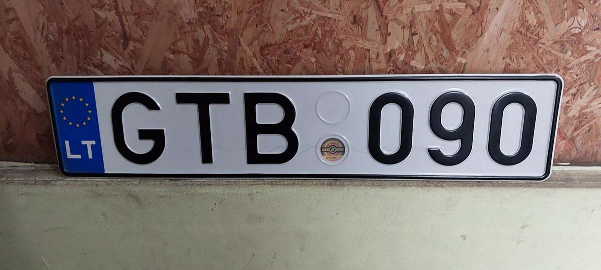Audi 90, 2.2 l., Седан