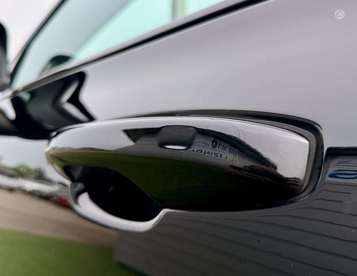 Volvo V60 Cross Country - 10