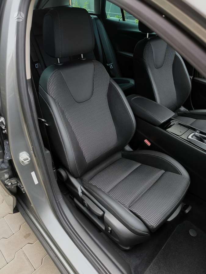 Opel Insignia, 2.0 l., wagon