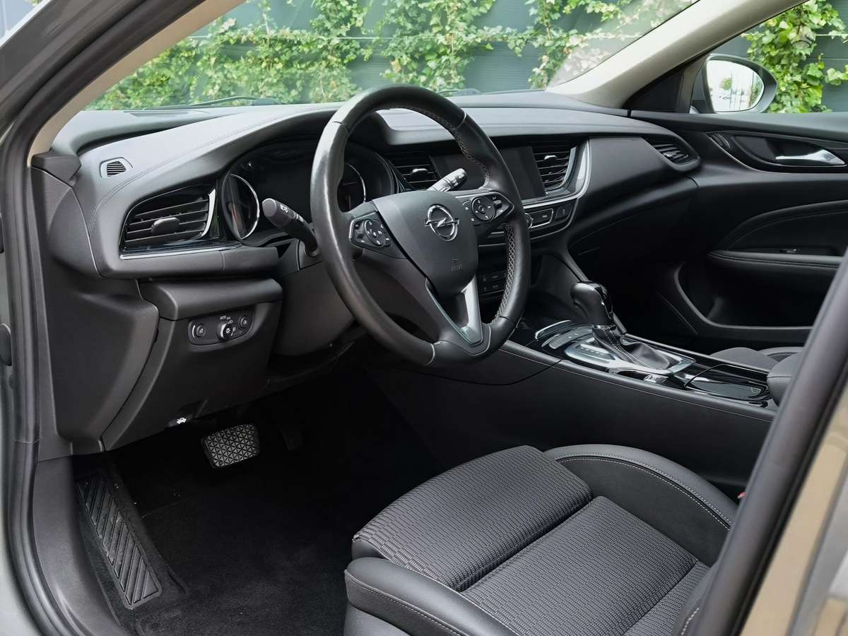 Opel Insignia, 2.0 l., Универсал