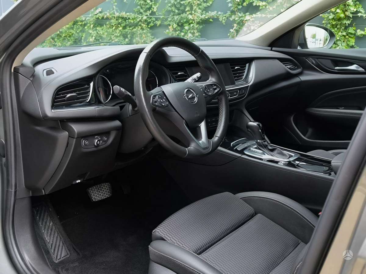 Opel Insignia, 2.0 l., wagon
