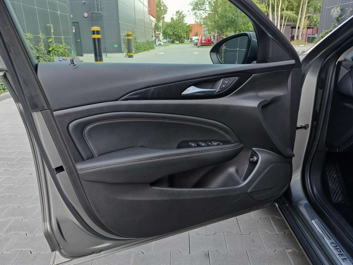 Opel Insignia, 2.0 l., wagon