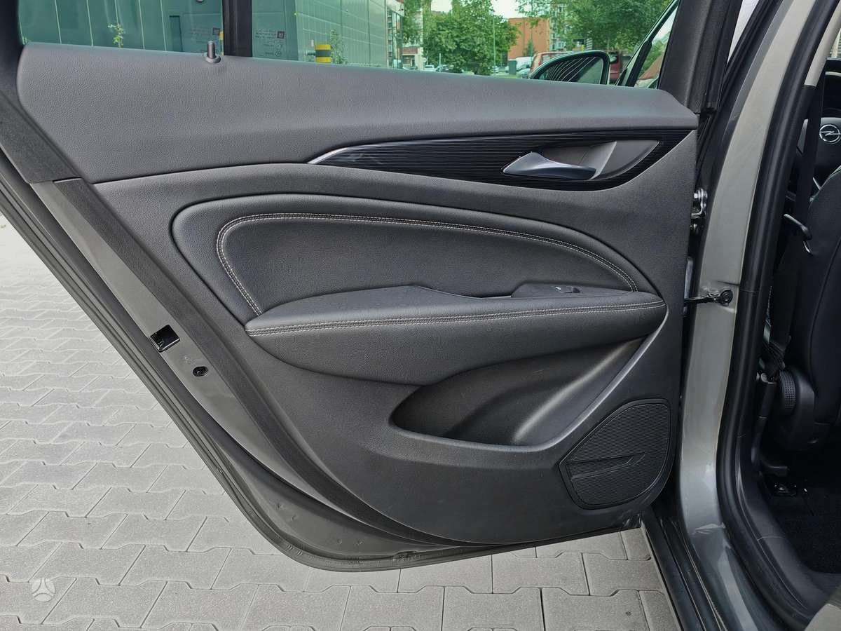 Opel Insignia, 2.0 l., wagon